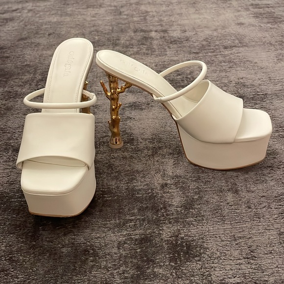 Cult Gaia White Heels Gold Bamboo - Picture 2 of 10